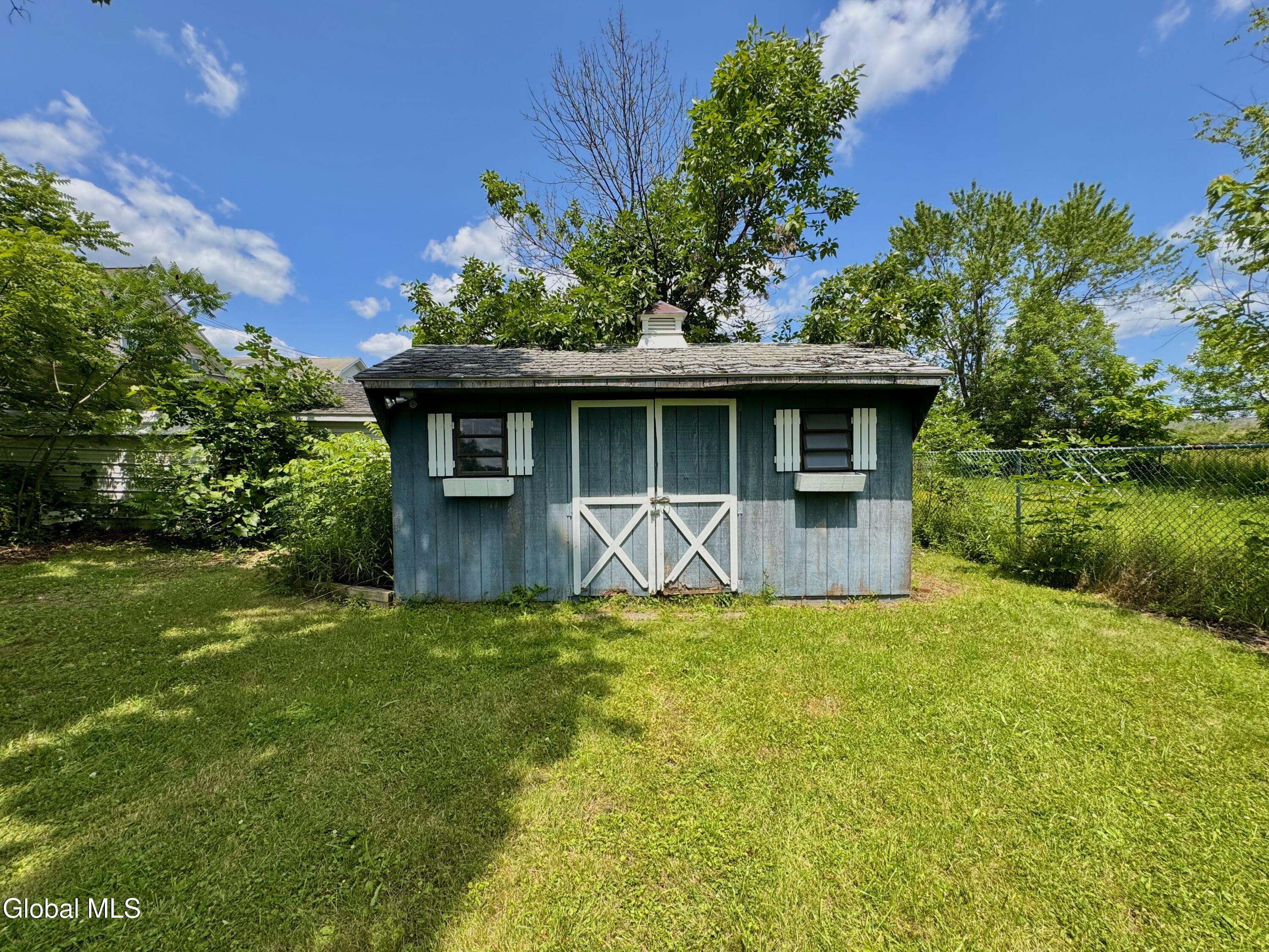 2 Mcconnell Avenue Ravena NY 12143