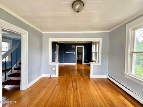 2 Mcconnell Avenue Ravena NY 12143