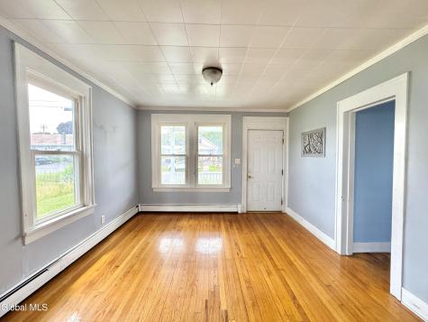 2 Mcconnell Avenue Ravena NY 12143
