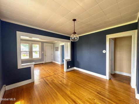 2 Mcconnell Avenue Ravena NY 12143