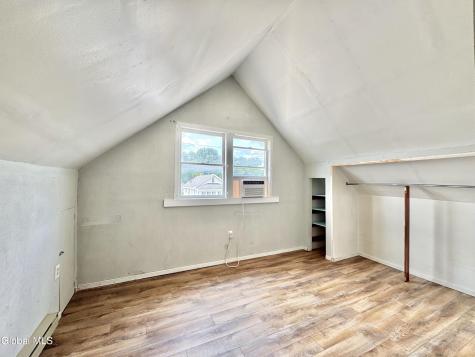 2 Mcconnell Avenue Ravena NY 12143