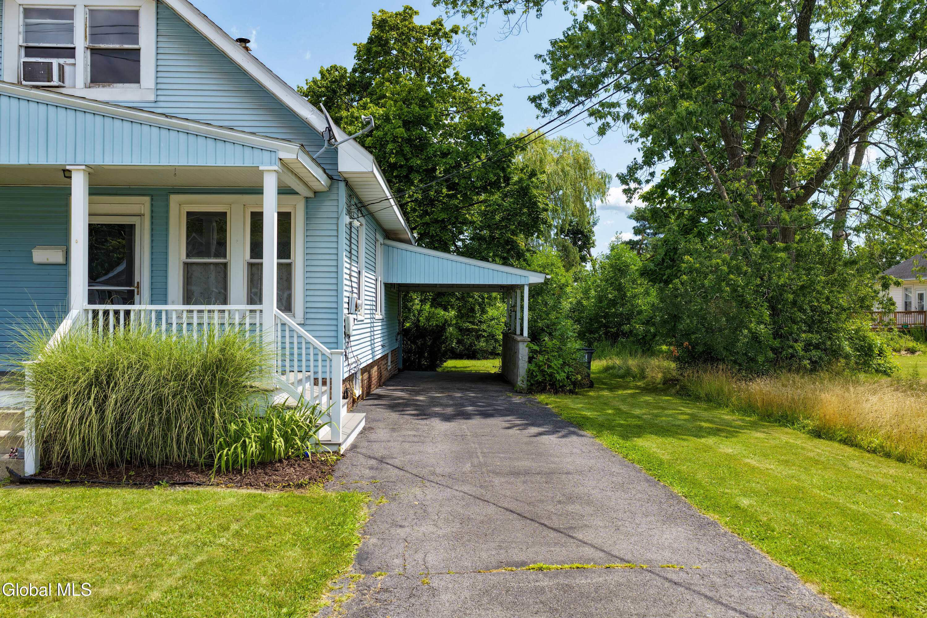 2 Mcconnell Avenue Ravena NY 12143