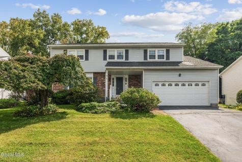 63 Aspen Circle Albany NY 12208