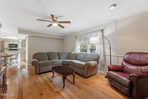 63 Aspen Circle Albany NY 12208