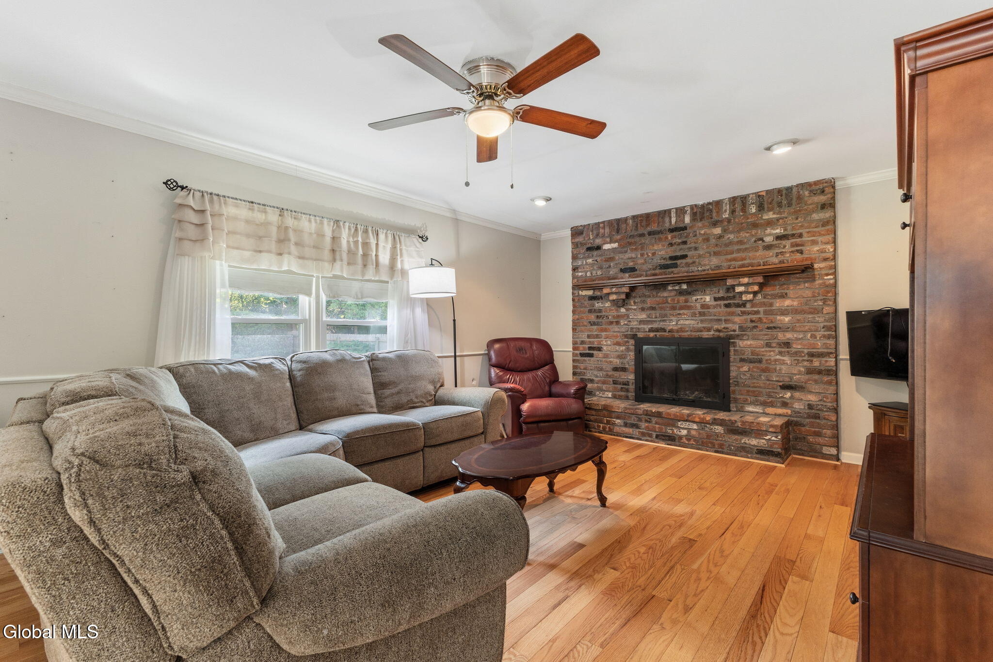 63 Aspen Circle Albany NY 12208