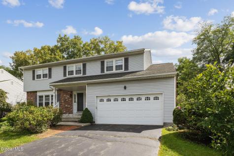 63 Aspen Circle Albany NY 12208