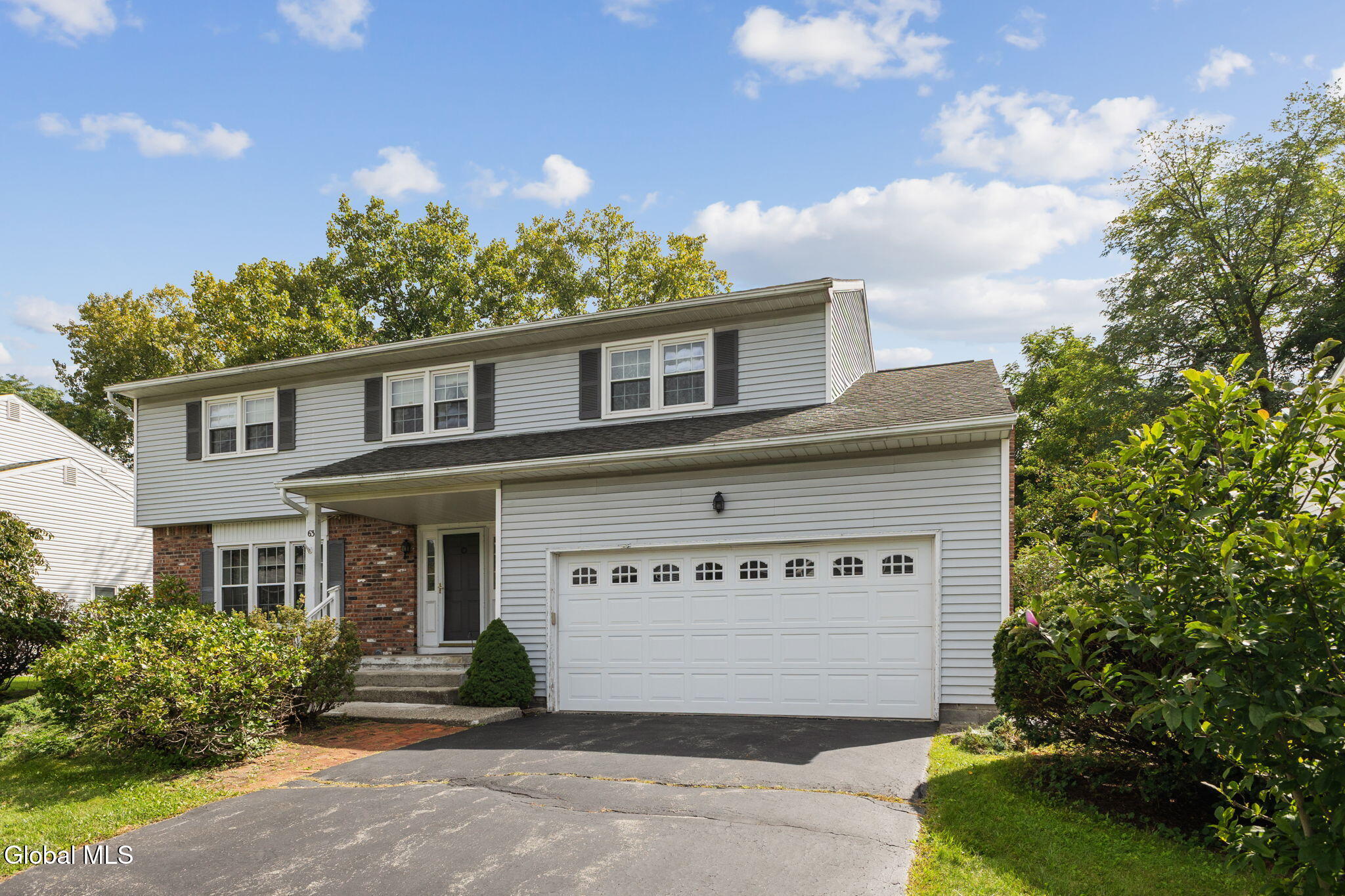 63 Aspen Circle Albany NY 12208