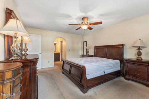 63 Aspen Circle Albany NY 12208