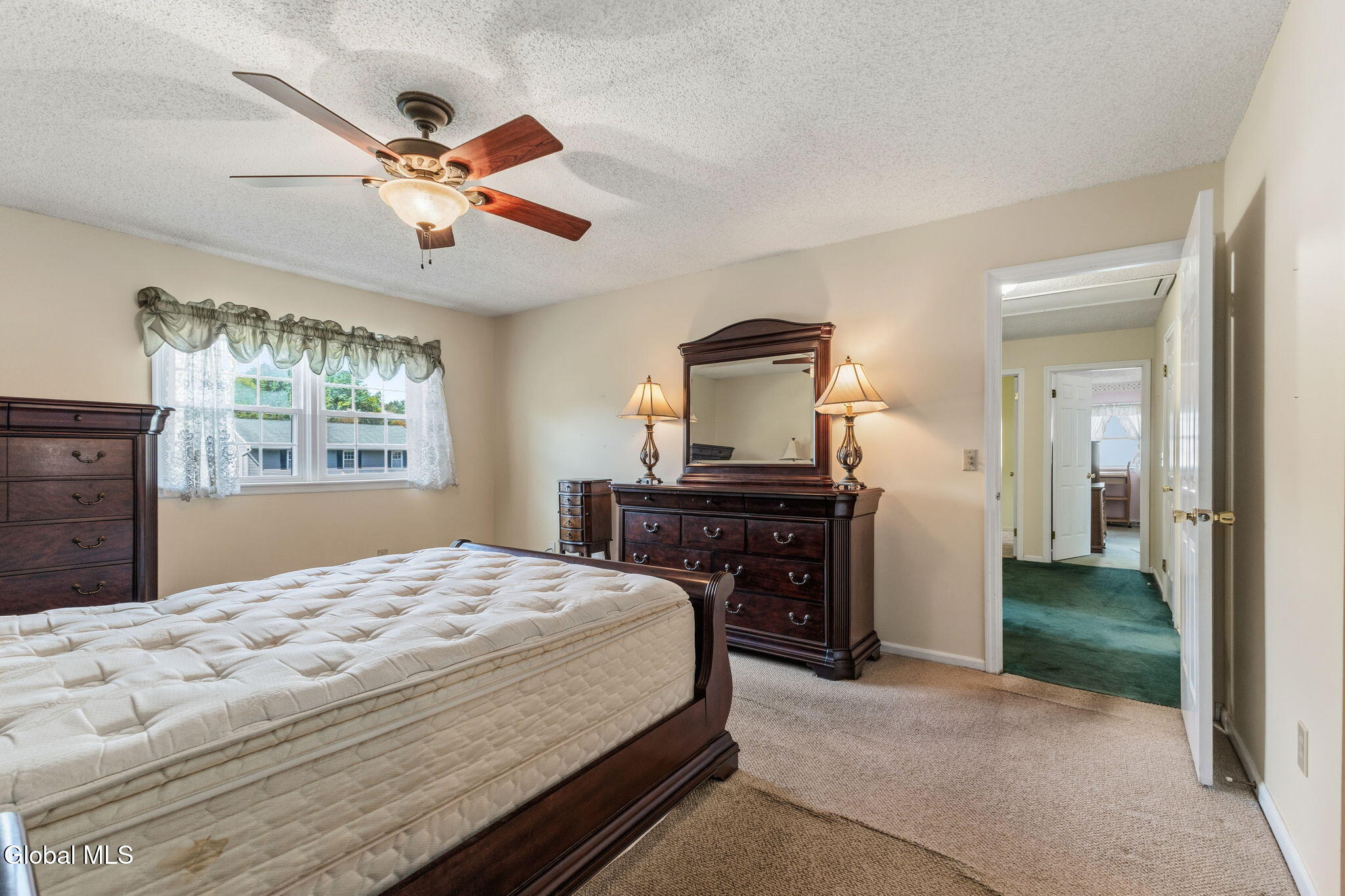63 Aspen Circle Albany NY 12208