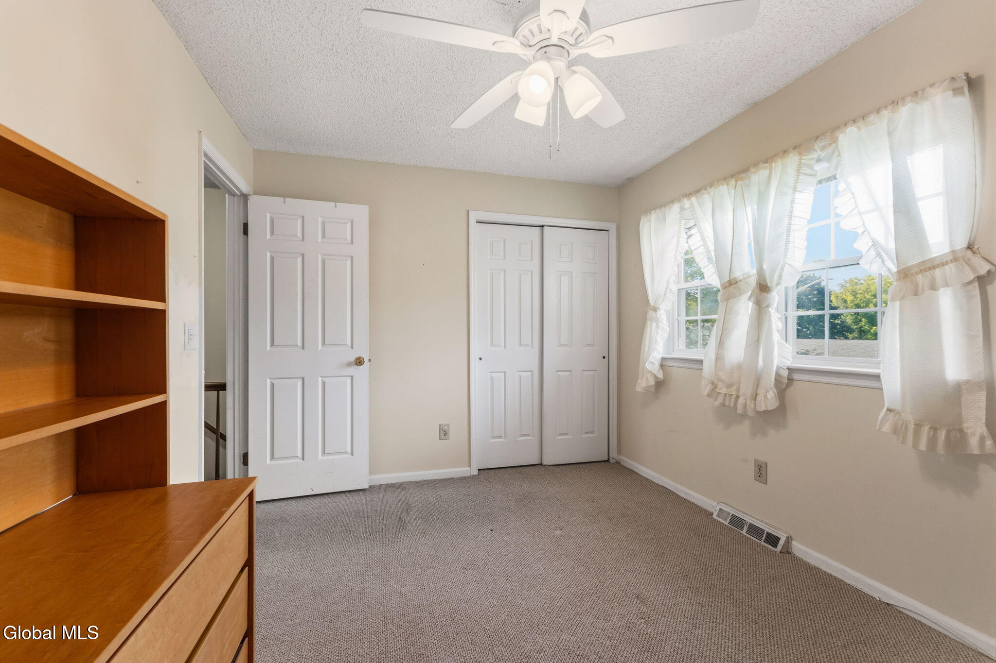 63 Aspen Circle Albany NY 12208