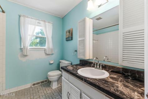 63 Aspen Circle Albany NY 12208