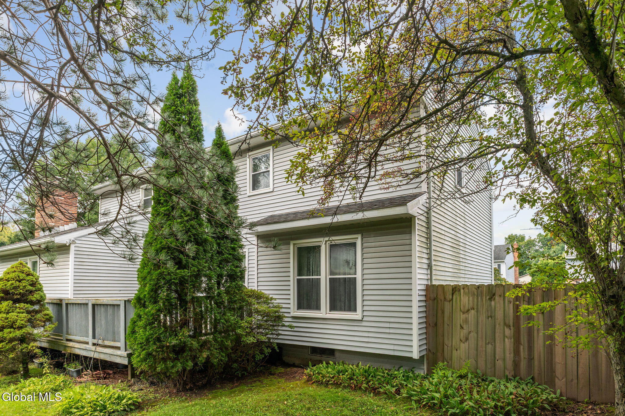 63 Aspen Circle Albany NY 12208