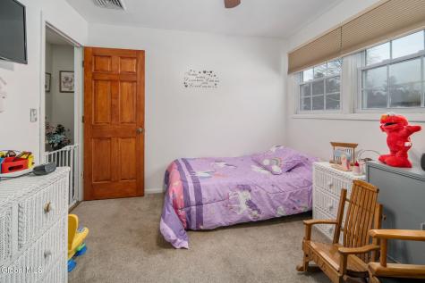 41 Walden Glen Ballston Lake NY 12019