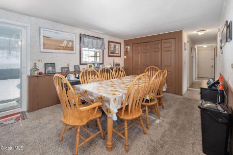 41 Walden Glen Ballston Lake NY 12019
