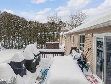 41 Walden Glen Ballston Lake NY 12019