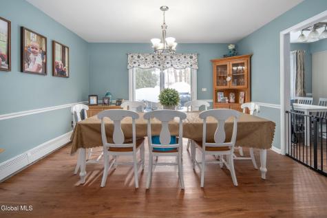 41 Walden Glen Ballston Lake NY 12019