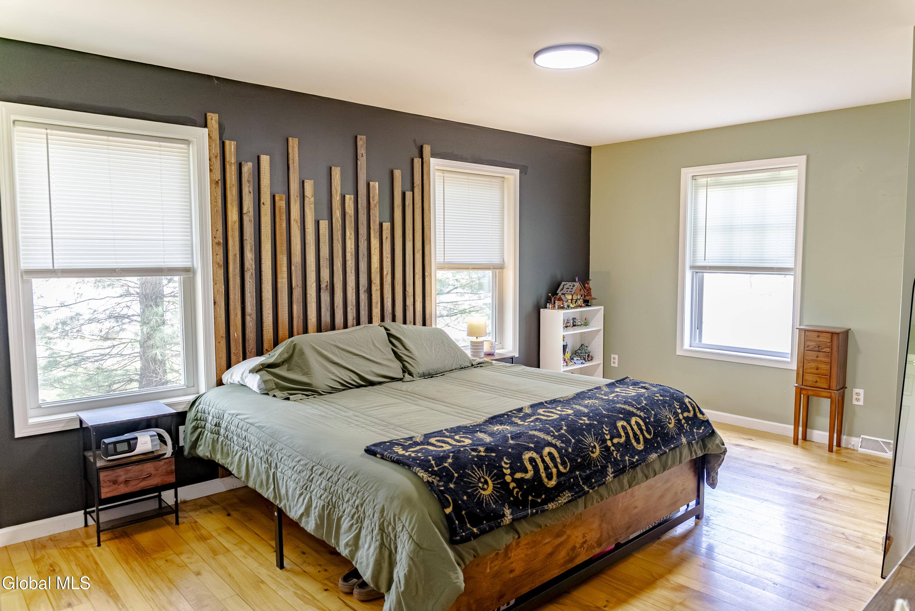 542 Hudson River Road Waterford NY 12188