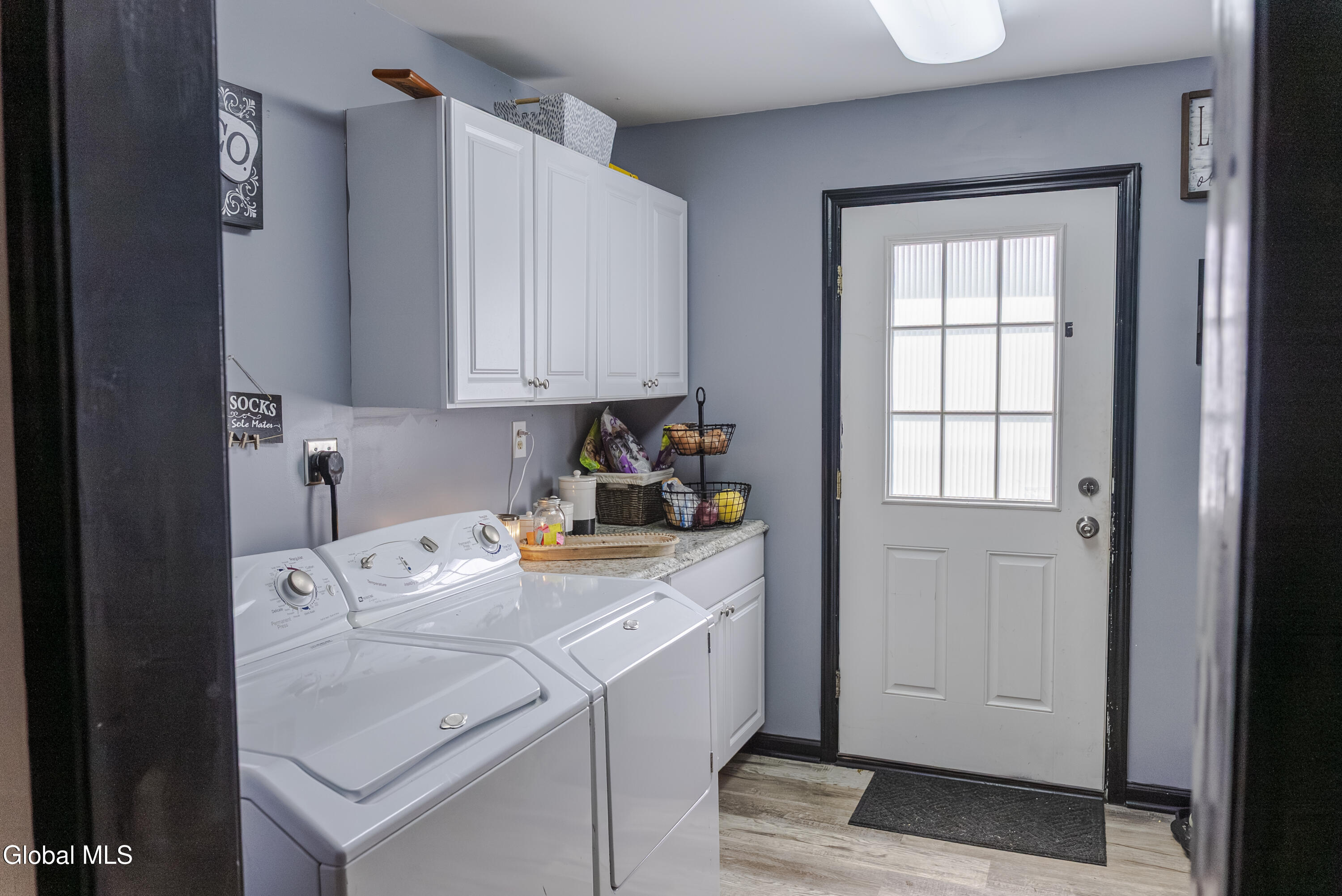 542 Hudson River Road Waterford NY 12188