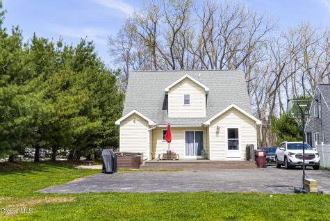 542 Hudson River Road Waterford NY 12188