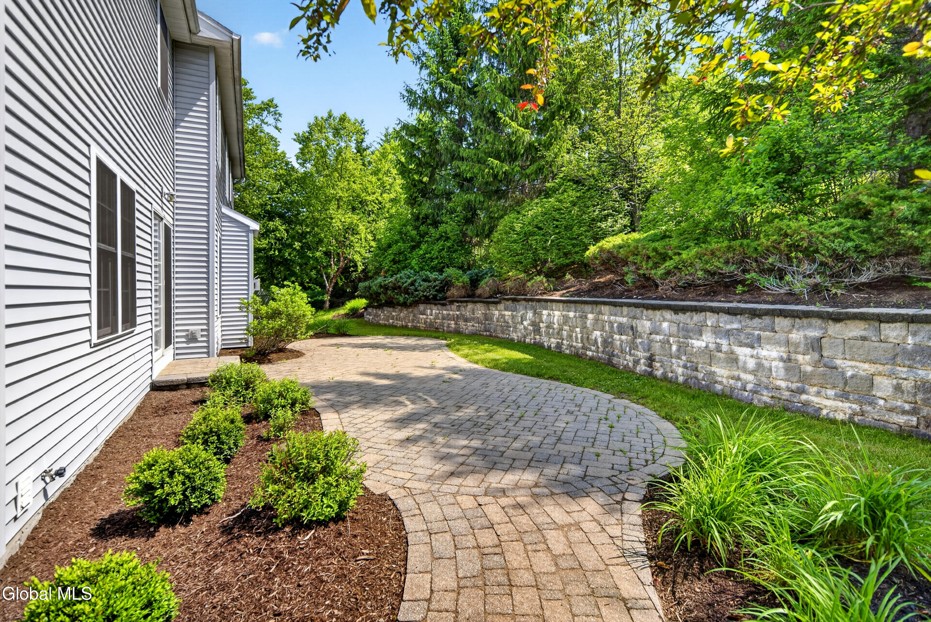 43 Dyke Road Latham NY 12110