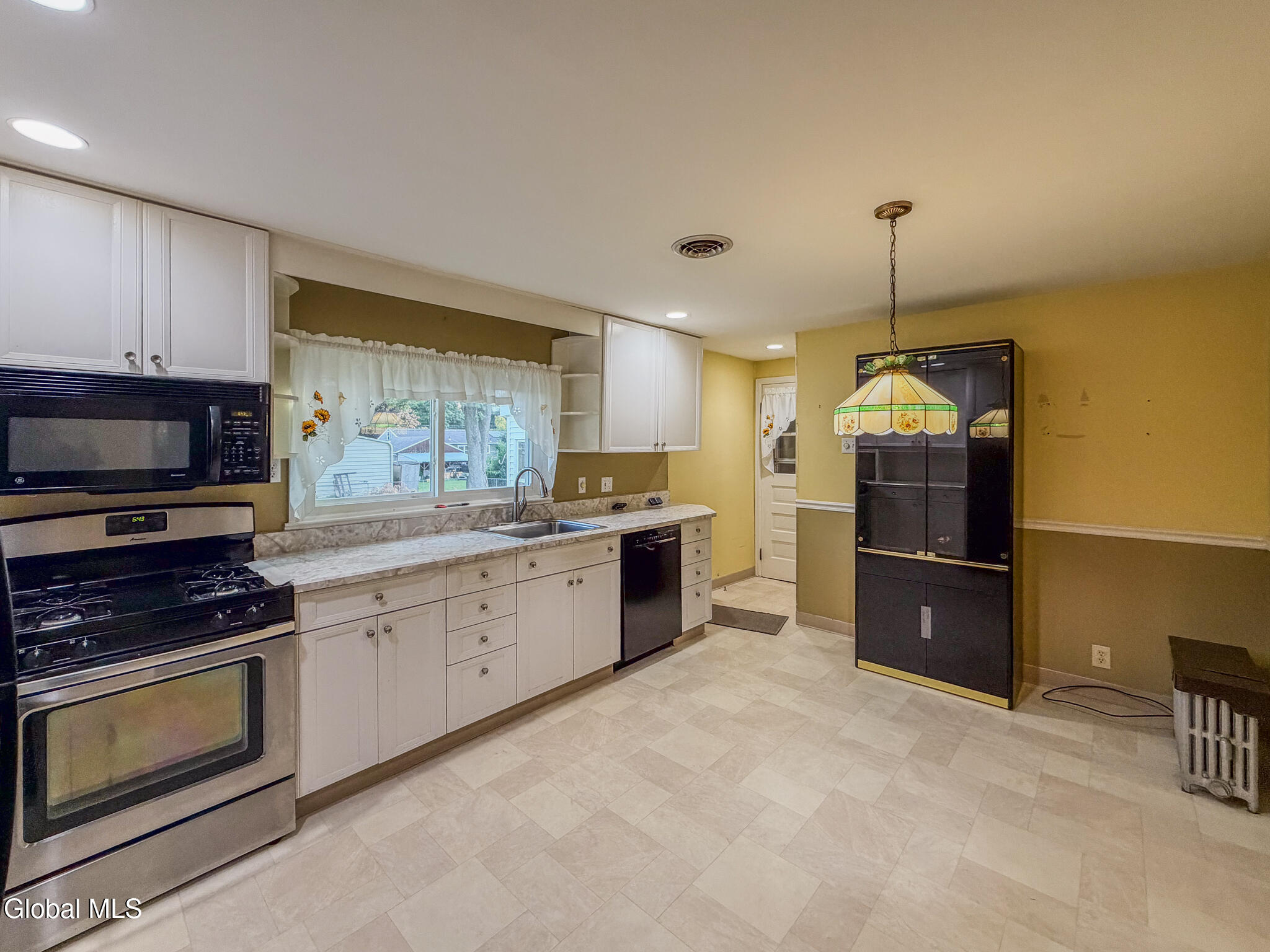 51 Glenville Street Rotterdam NY 12306