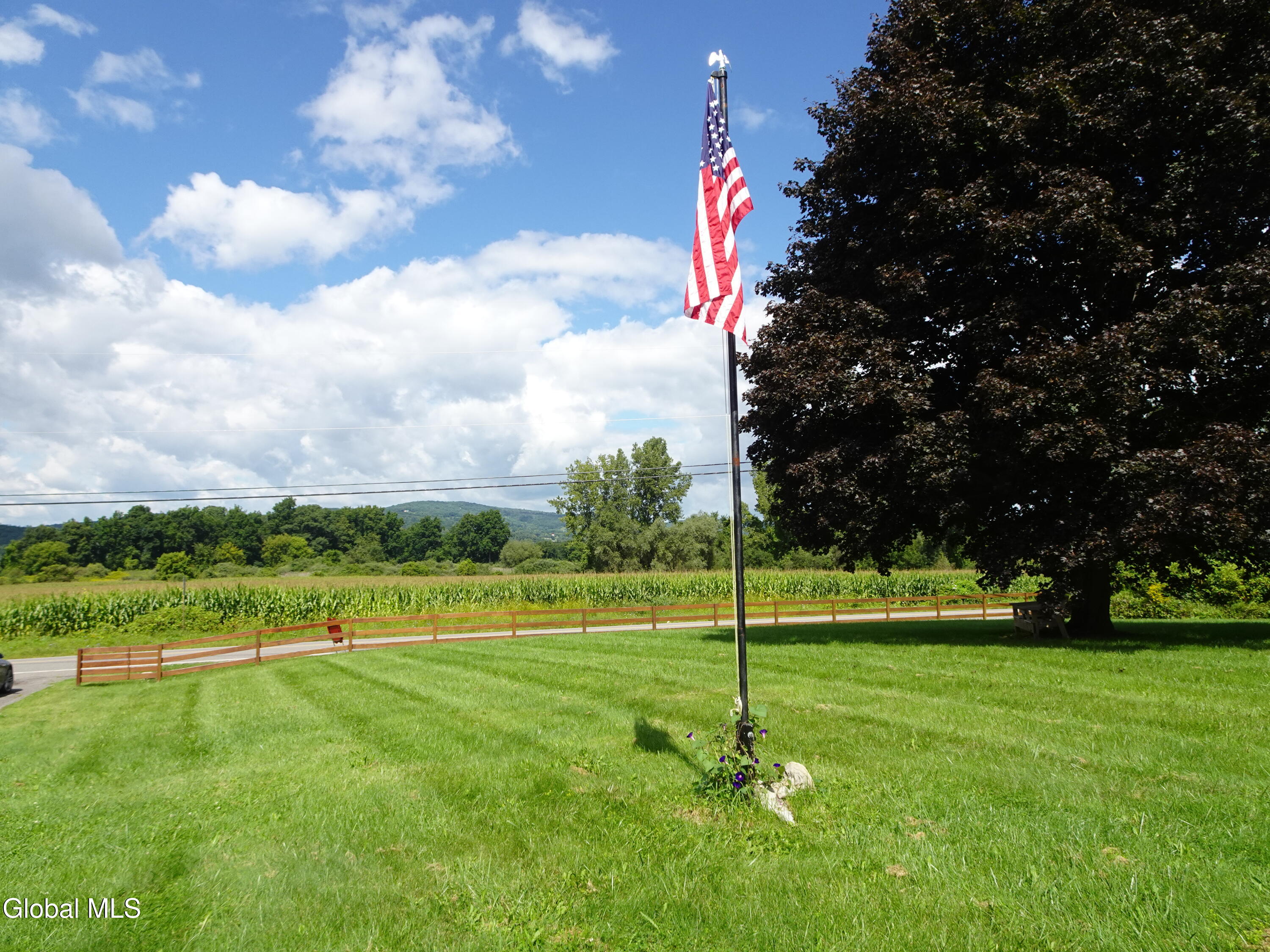 261 Yonderview Road Hillsdale NY 12516