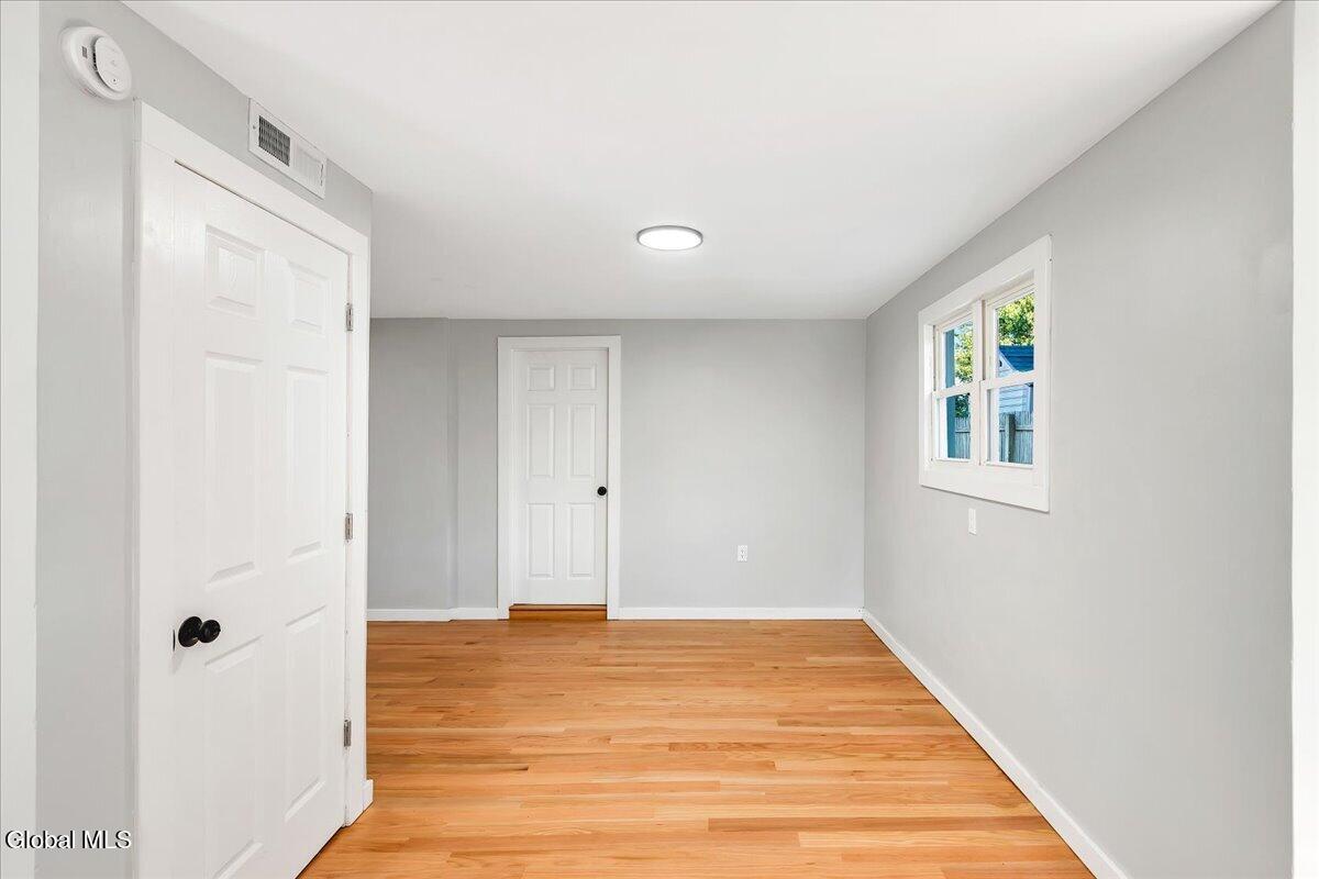 1379 Evergreen Avenue Rotterdam NY 12306