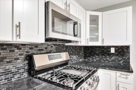 1379 Evergreen Avenue Rotterdam NY 12306