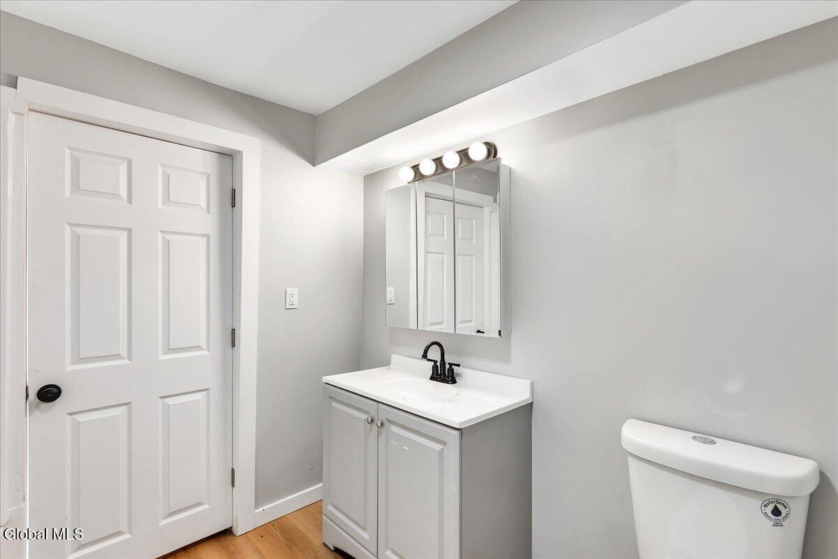 1379 Evergreen Avenue Rotterdam NY 12306