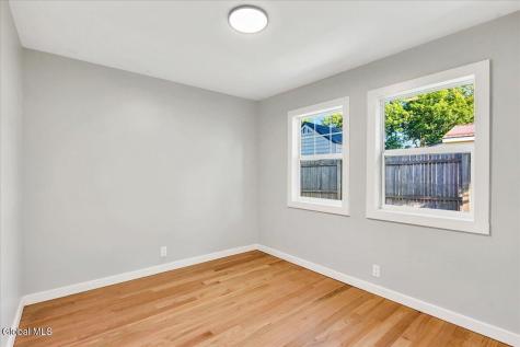1379 Evergreen Avenue Rotterdam NY 12306
