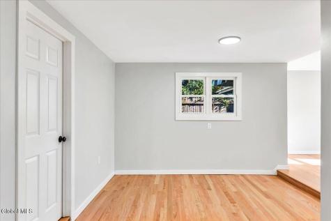 1379 Evergreen Avenue Rotterdam NY 12306