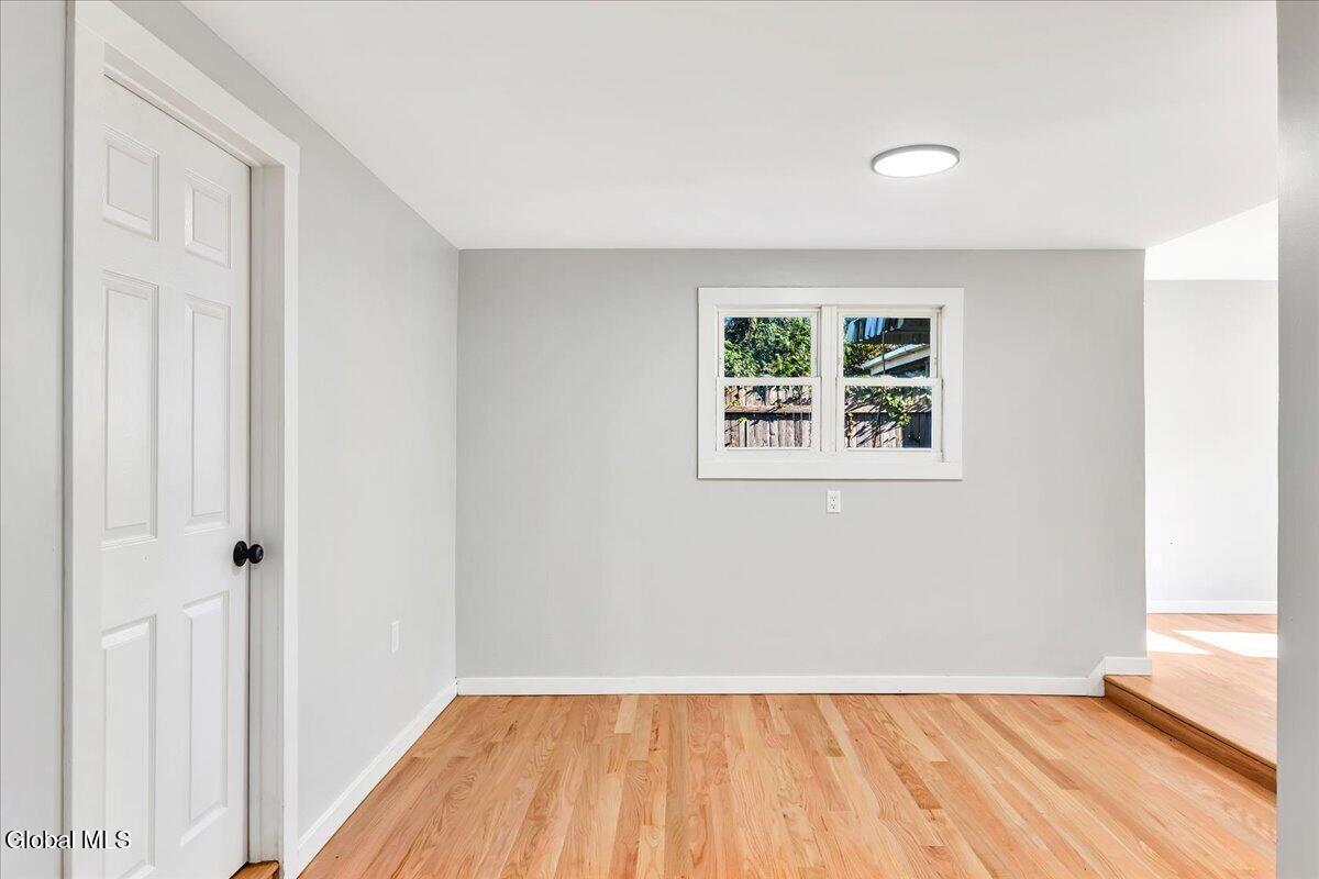 1379 Evergreen Avenue Rotterdam NY 12306