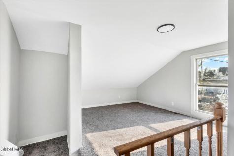 1379 Evergreen Avenue Rotterdam NY 12306