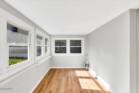 1379 Evergreen Avenue Rotterdam NY 12306