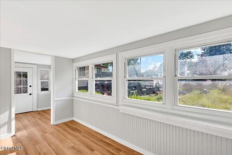 1379 Evergreen Avenue Rotterdam NY 12306