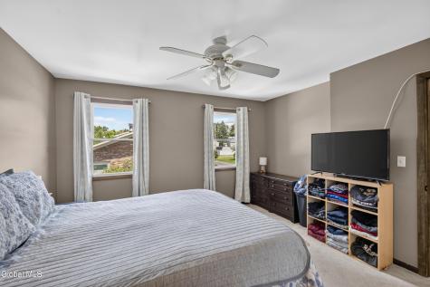 35 Hillcrest Avenue Schenectady NY 12309
