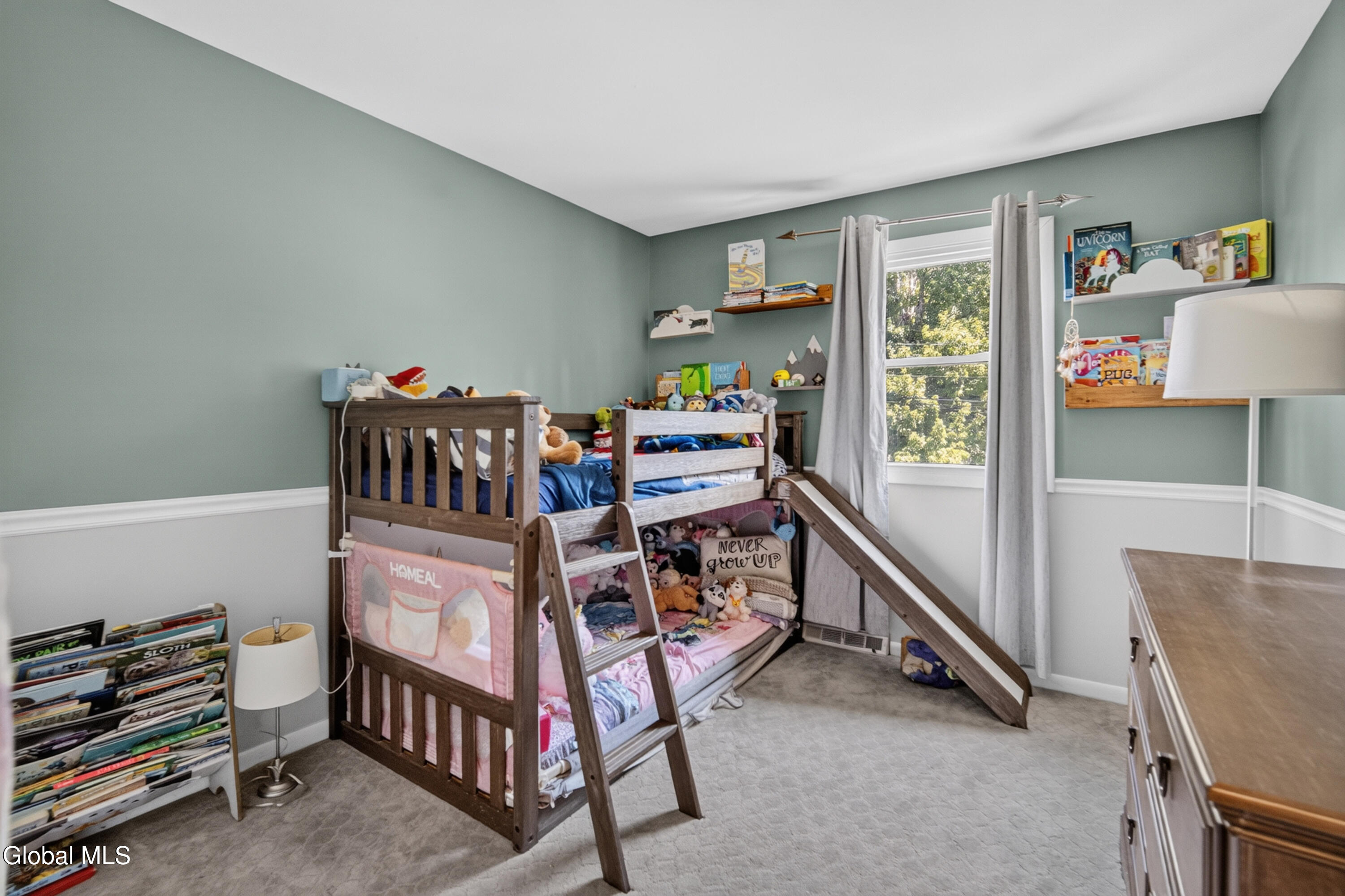 35 Hillcrest Avenue Schenectady NY 12309