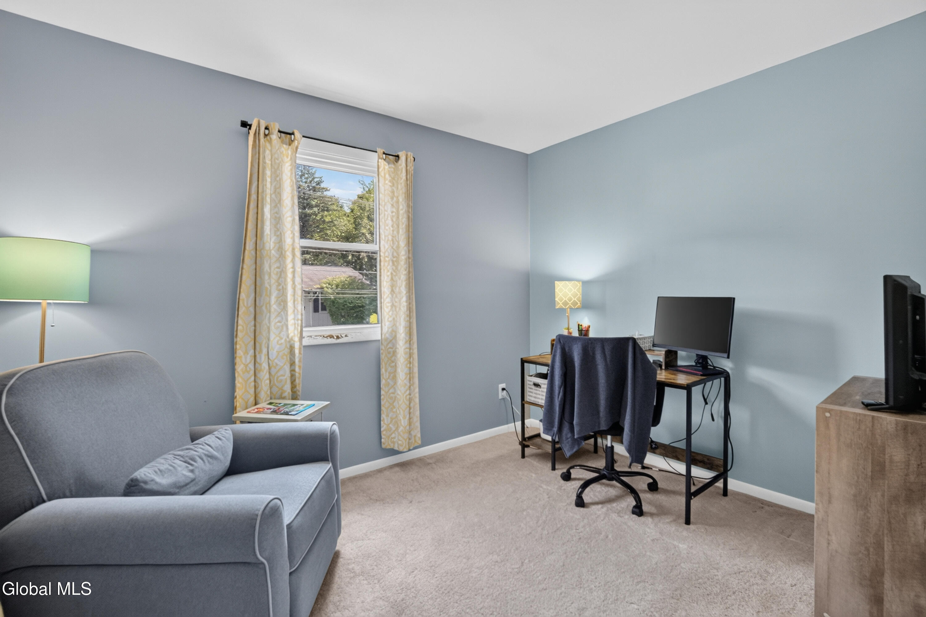 35 Hillcrest Avenue Schenectady NY 12309