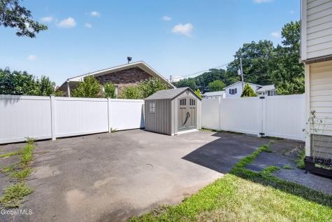 35 Hillcrest Avenue Schenectady NY 12309