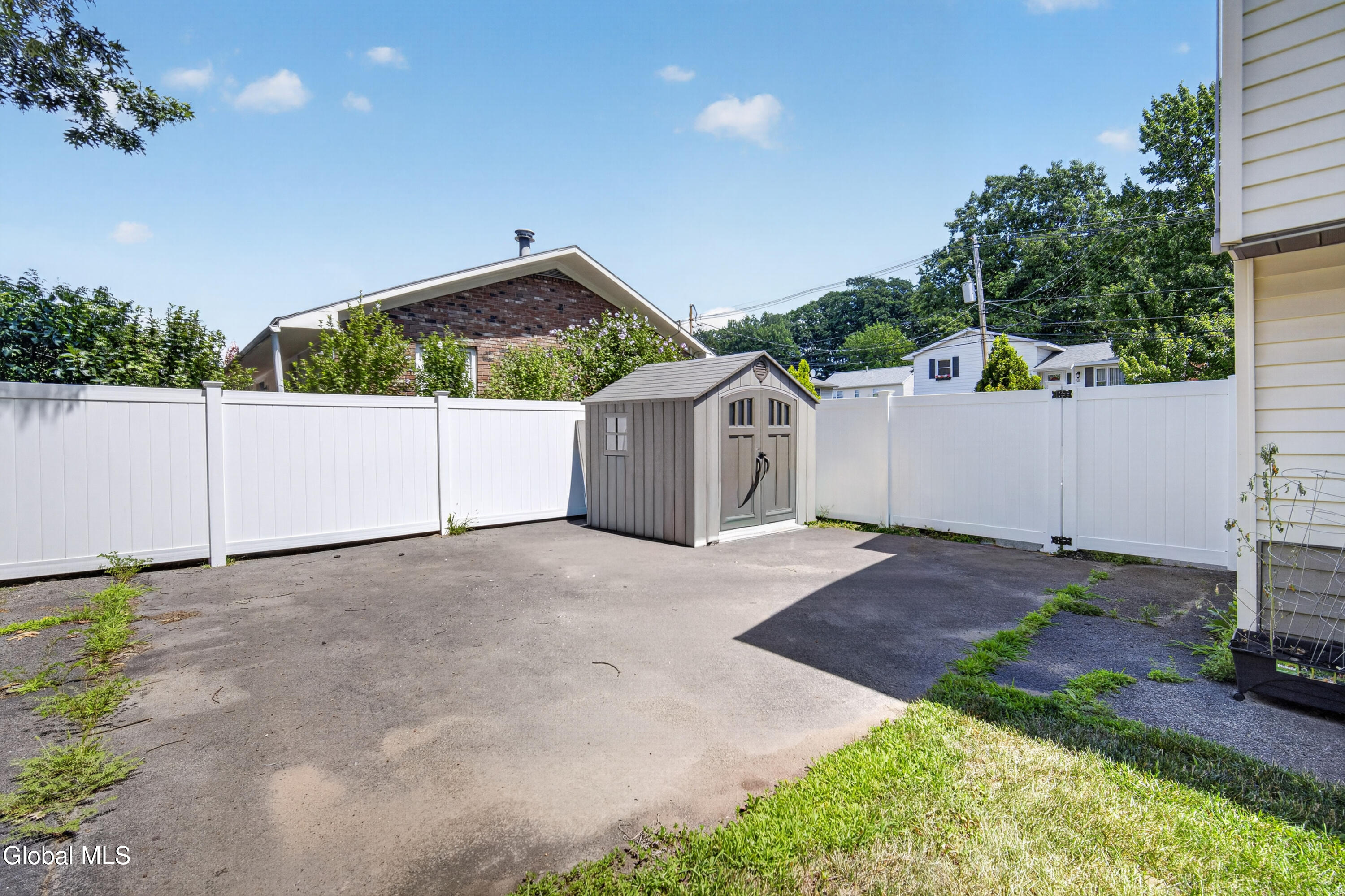 35 Hillcrest Avenue Schenectady NY 12309