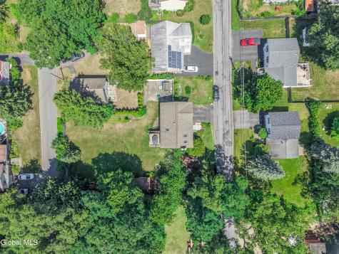 35 Hillcrest Avenue Schenectady NY 12309