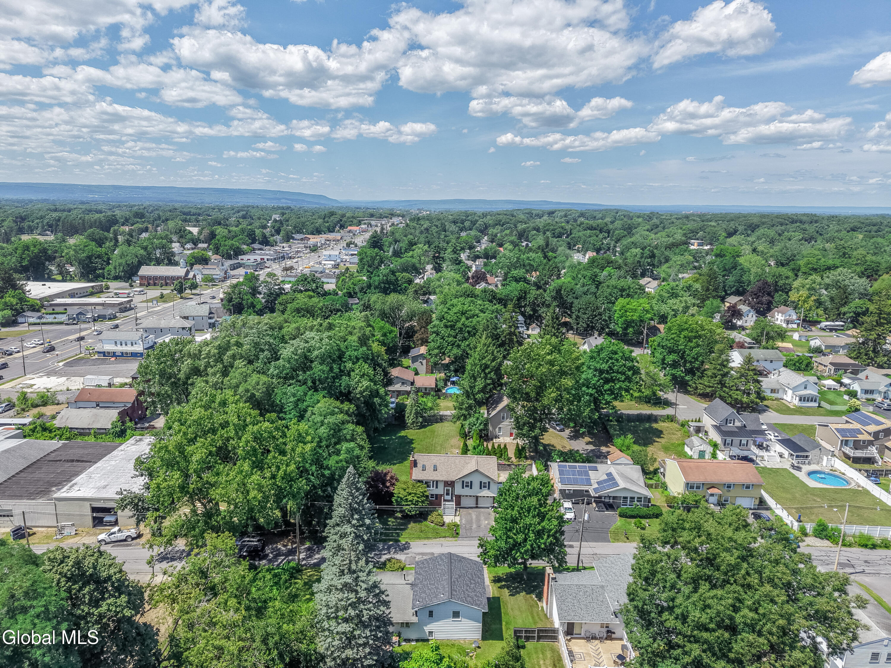 35 Hillcrest Avenue Schenectady NY 12309