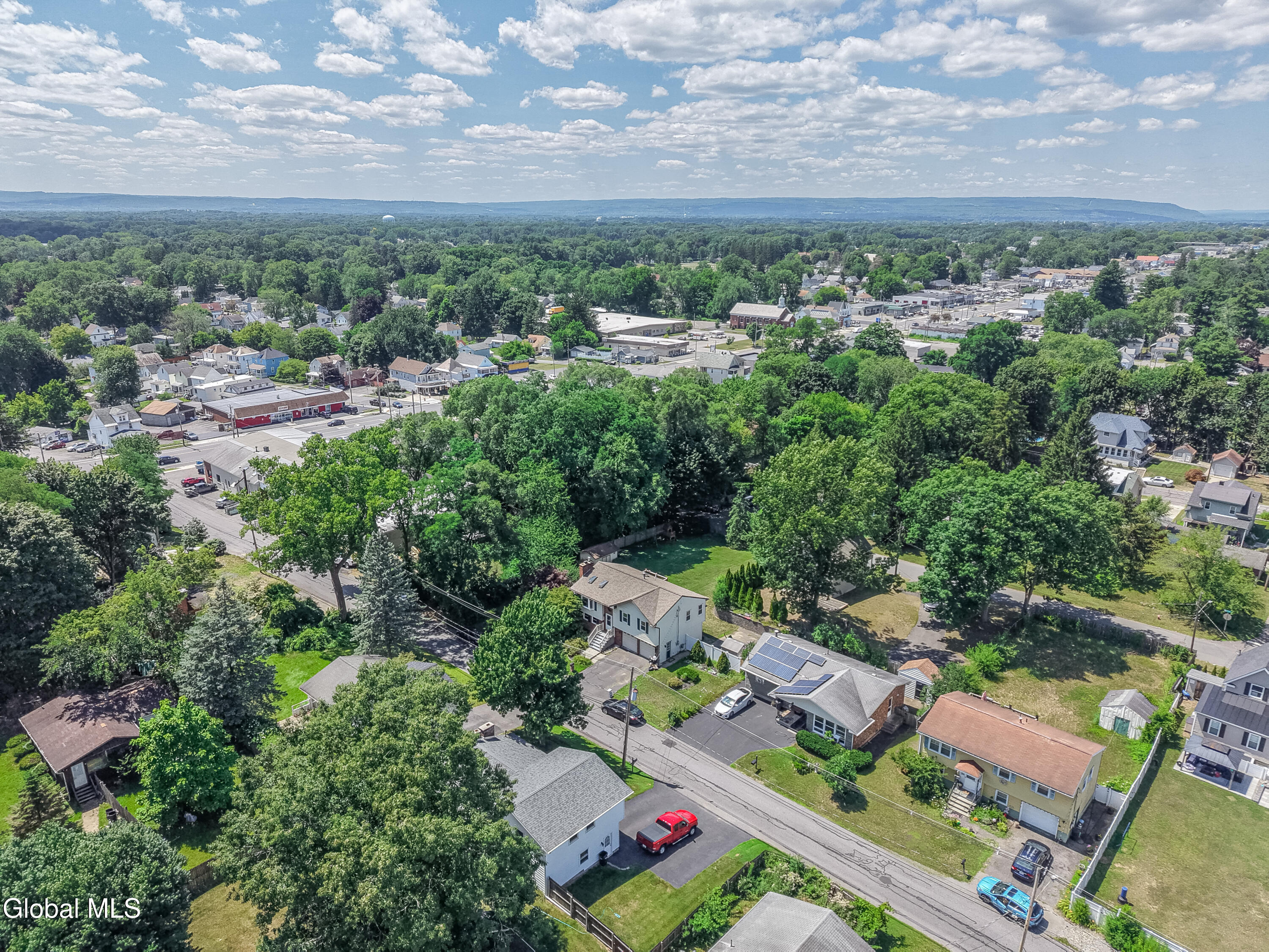 35 Hillcrest Avenue Schenectady NY 12309