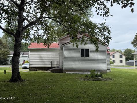5260 Sacandaga Road Galway NY 12074