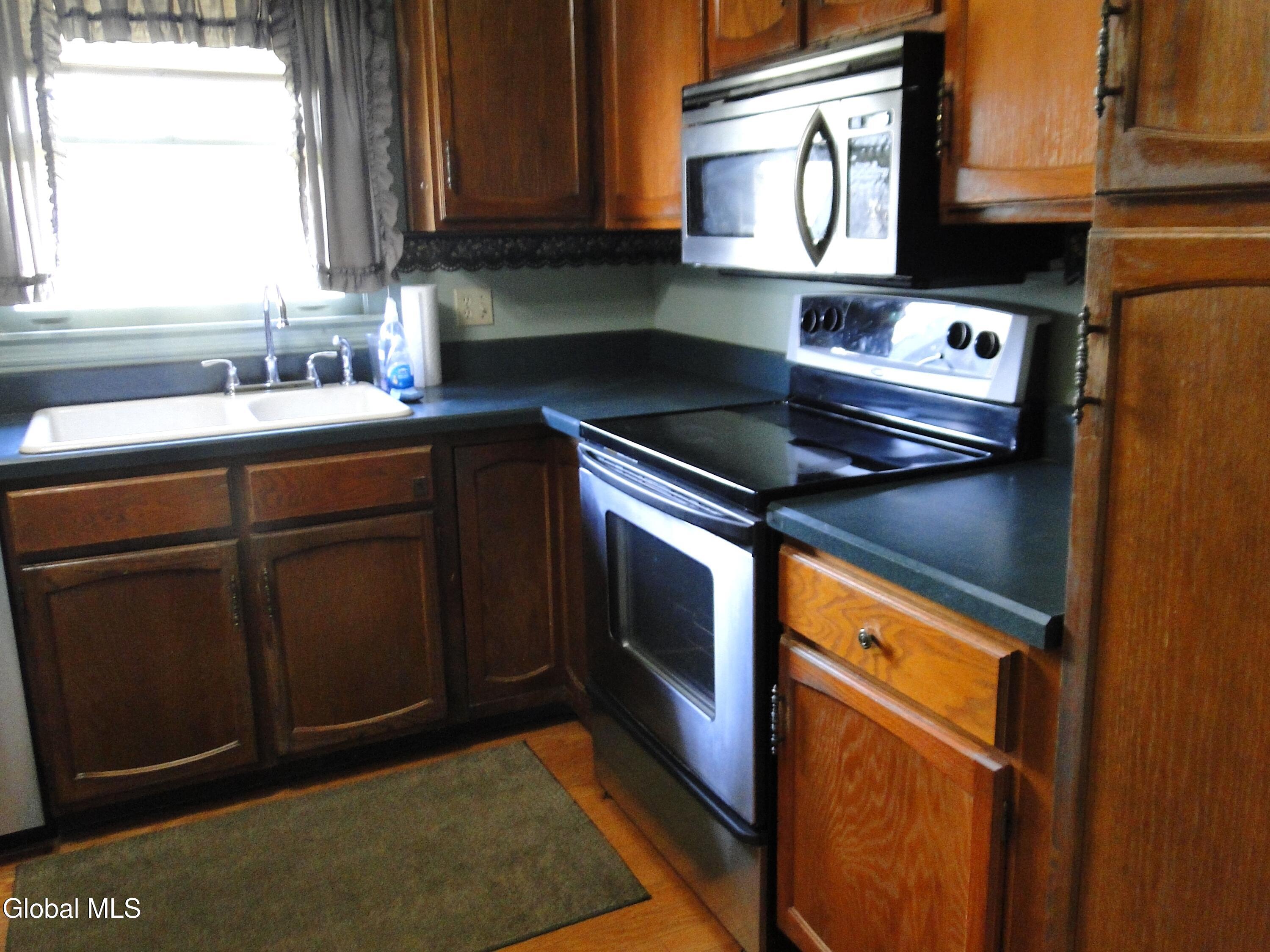 2085 Lancaster Street Schenectady NY 12308