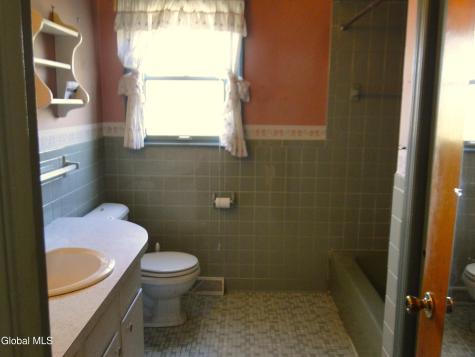 2085 Lancaster Street Schenectady NY 12308