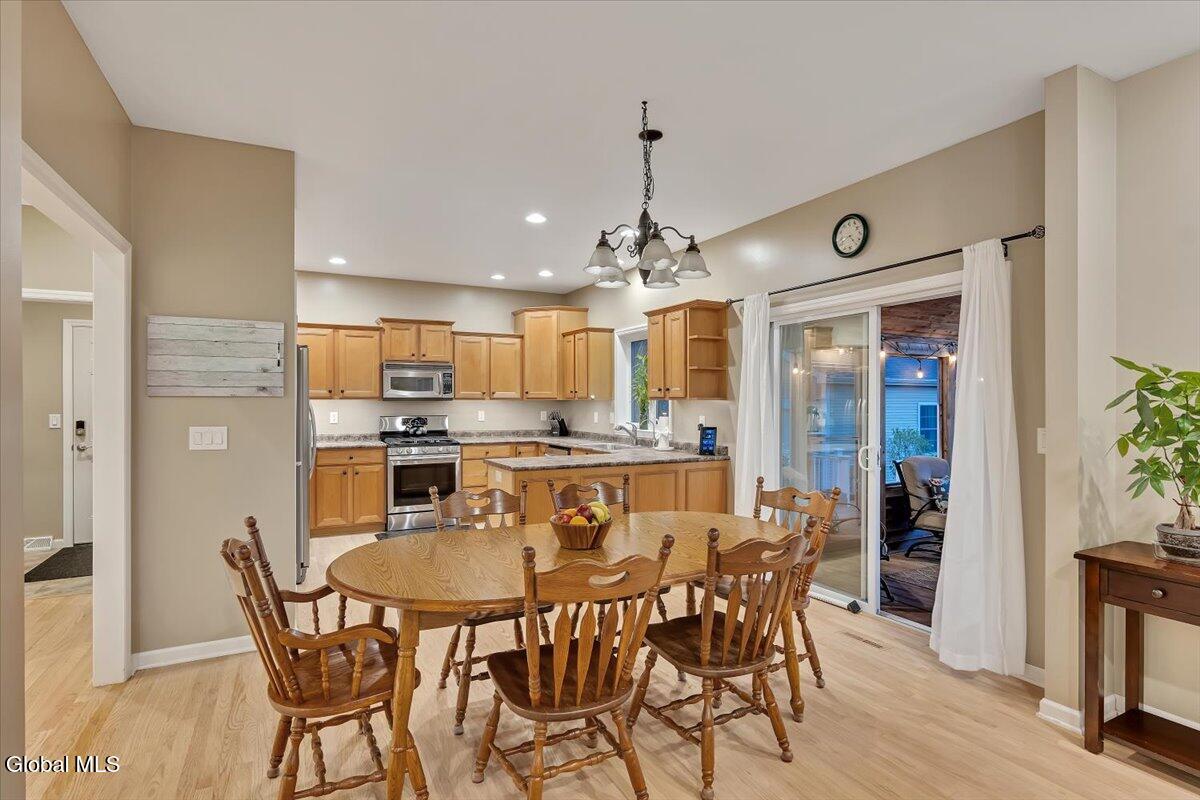 2 Carpenter Way Clifton Park NY 12065