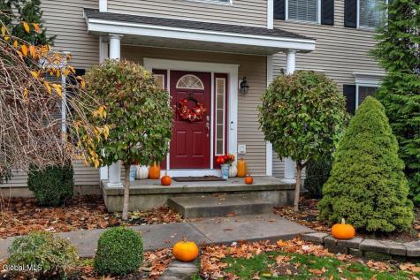 2 Carpenter Way Clifton Park NY 12065