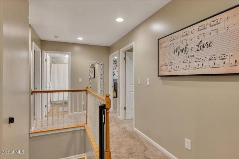 2 Carpenter Way Clifton Park NY 12065