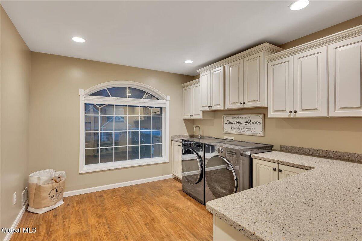 2 Carpenter Way Clifton Park NY 12065